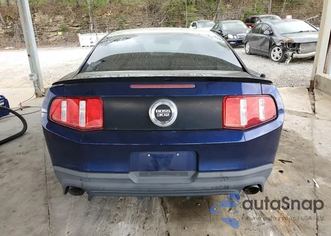 2012 Ford Mustang Boss 302 z USA, uszkodzony, nr VIN 1ZVBP8CUXC5272402